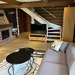 Maeekuela Jaerve Palkmaja * Viljandi