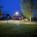 Domek alpejski Maeekuela Jaerve Palkmaja *