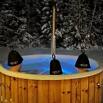 Maeekuela Jaerve Palkmaja * Viljandi (Viljandimaa)