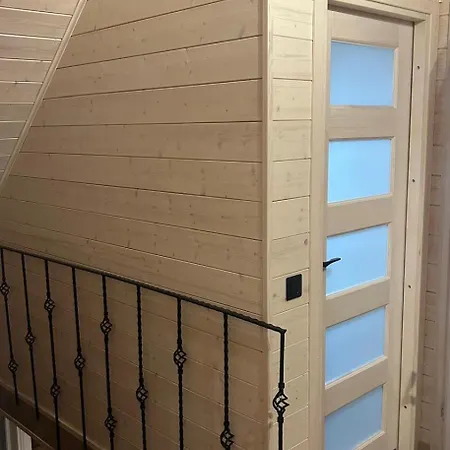 Maeekuela Jaerve Palkmaja * Viljandi (Viljandimaa)