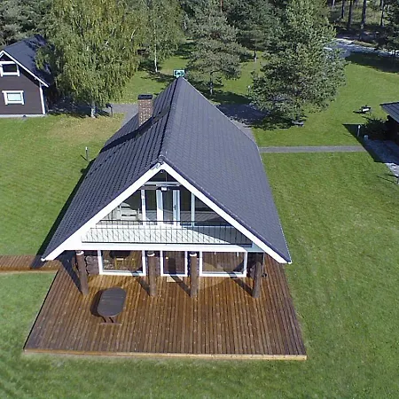 Alpstuga Maeekuela Jaerve Palkmaja