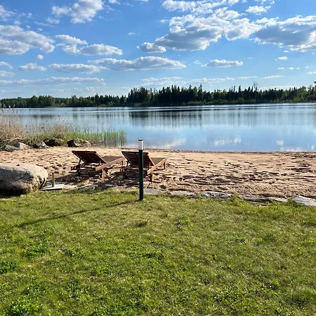 Maeekuela Jaerve Palkmaja Alpstuga *