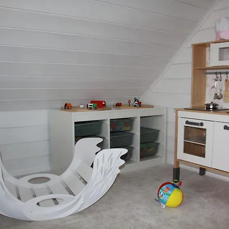Chalet Maeekuela Jaerve Palkmaja *