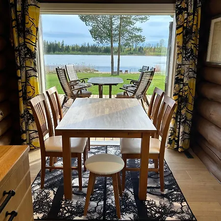 Alpstuga Maeekuela Jaerve Palkmaja