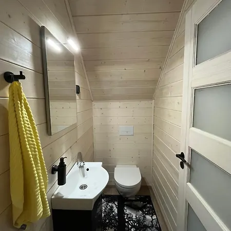 Maeekuela Jaerve Palkmaja * Viljandi (Viljandimaa)