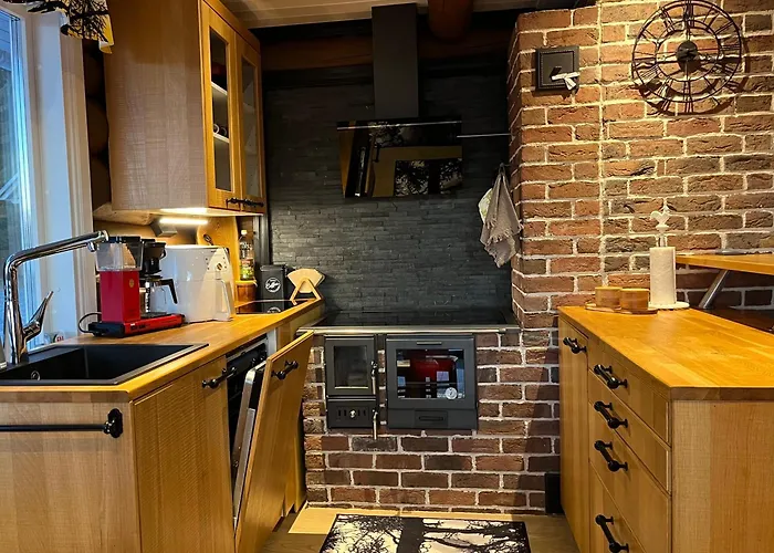 シャレー Maeekuela Jaerve Palkmaja ヴィリャンディ