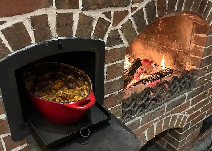 Maeekuela Jaerve Palkmaja シャレー ヴィリャンディ