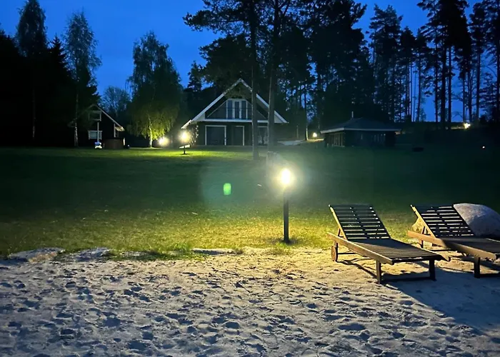 Maeekuela Jaerve Palkmaja * ヴィリャンディ