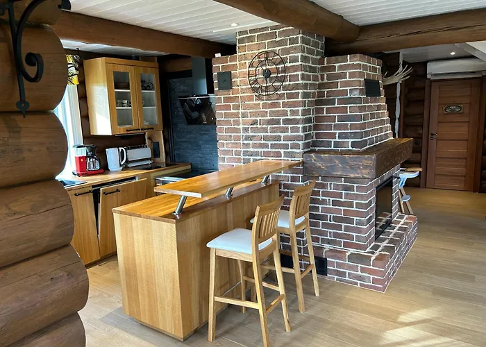 Mäeküla Järve Palkmaja Chalet