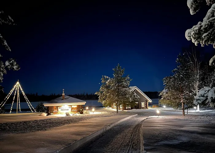 Mäeküla Järve Palkmaja Chalet *